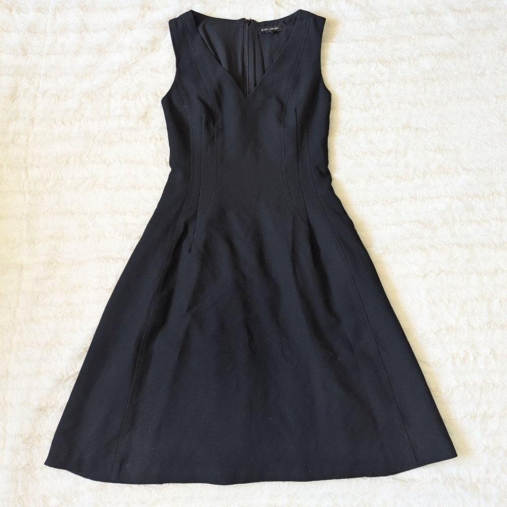 Banana Republic Black Sleeveless V-Neck Mini Dress